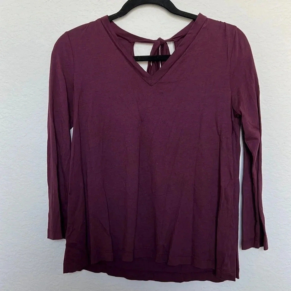 Loft 3/4 Sleeve Burgundy Tie Back Top